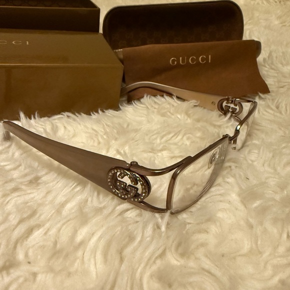 Gucci Women's Elegant Tan Glasses - Picture 2 of 5